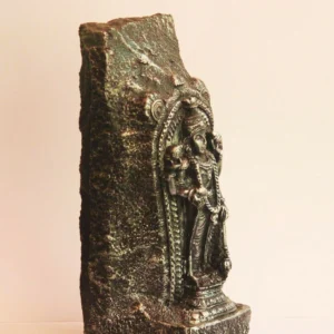 Antique Lord Krishna Statue – Guruvayoor Hand Carved Sculpture Figure